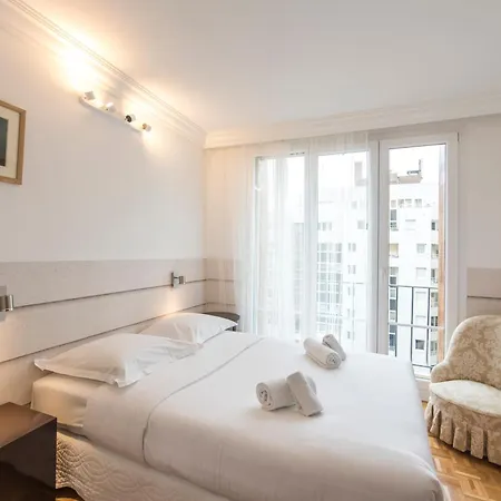 Veeve - Near Pont De Grenelle Apartment Paris